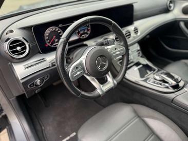 Mercedes Classe E63 AMG 63 — photo 22