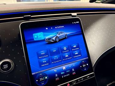 Mercedes EQS 450+ AMG Line — photo 19