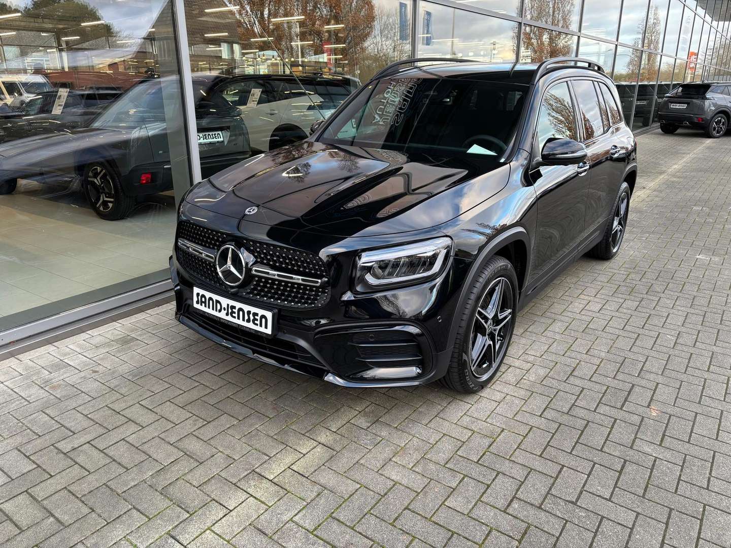 Mercedes GLB 200 200 Night Edition - 2025 - Joinsteer - #3