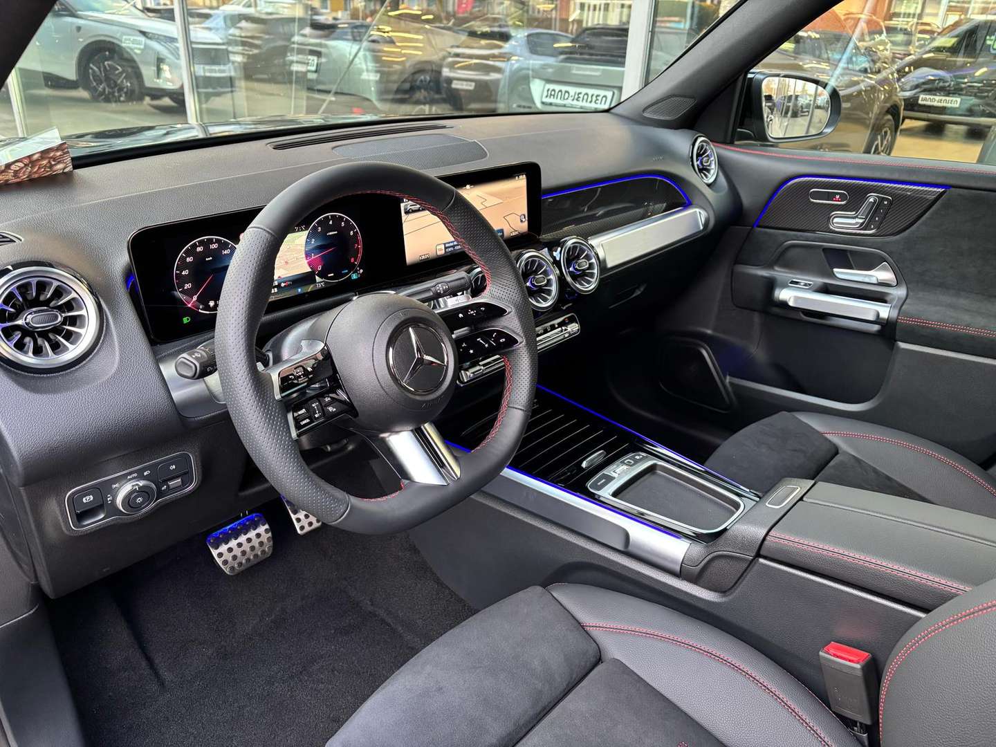 Mercedes GLB 200 200 Night Edition - 2025 - Joinsteer - #5