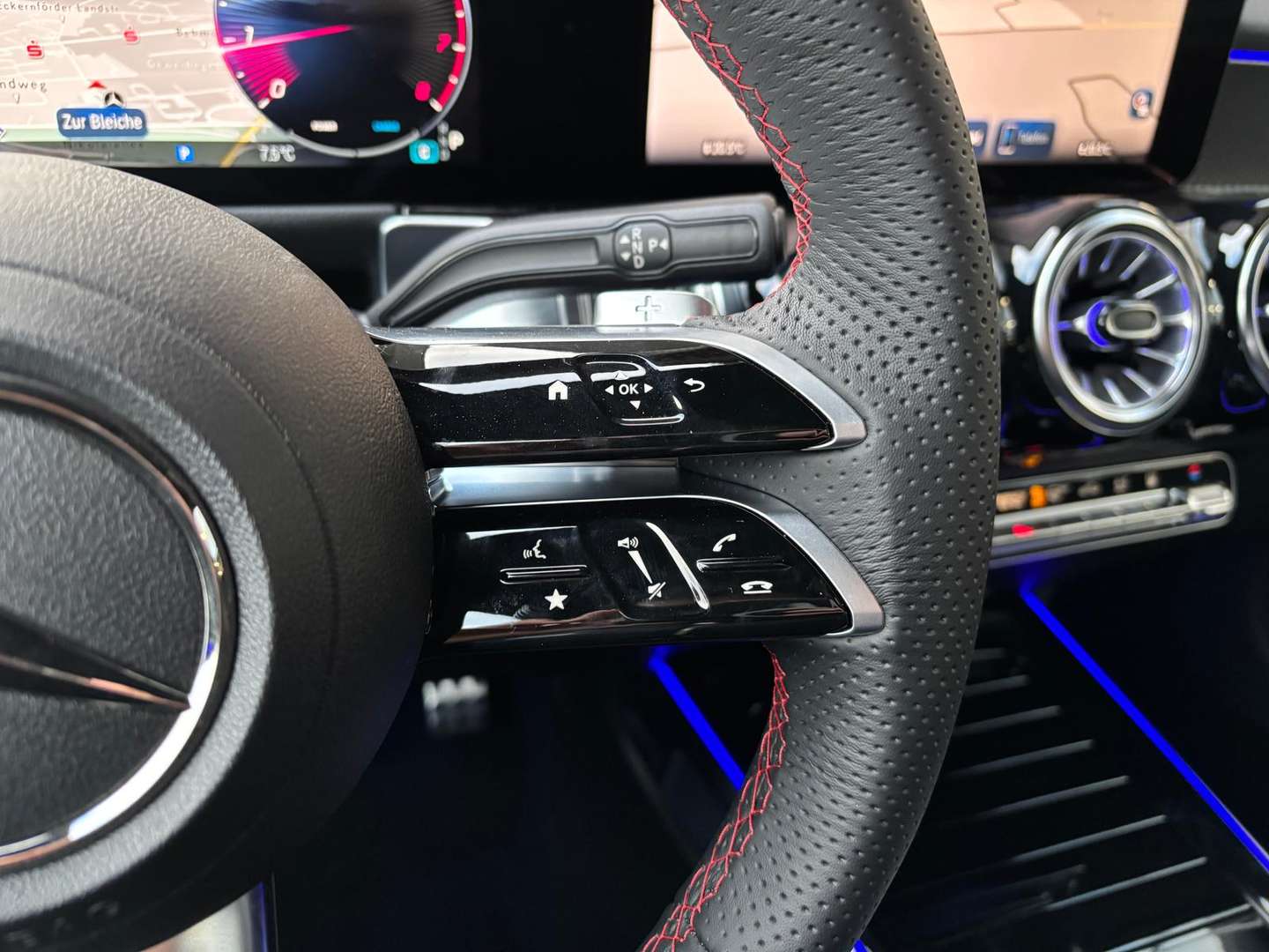 Mercedes GLB 200 200 Night Edition - 2025 - Joinsteer - #11