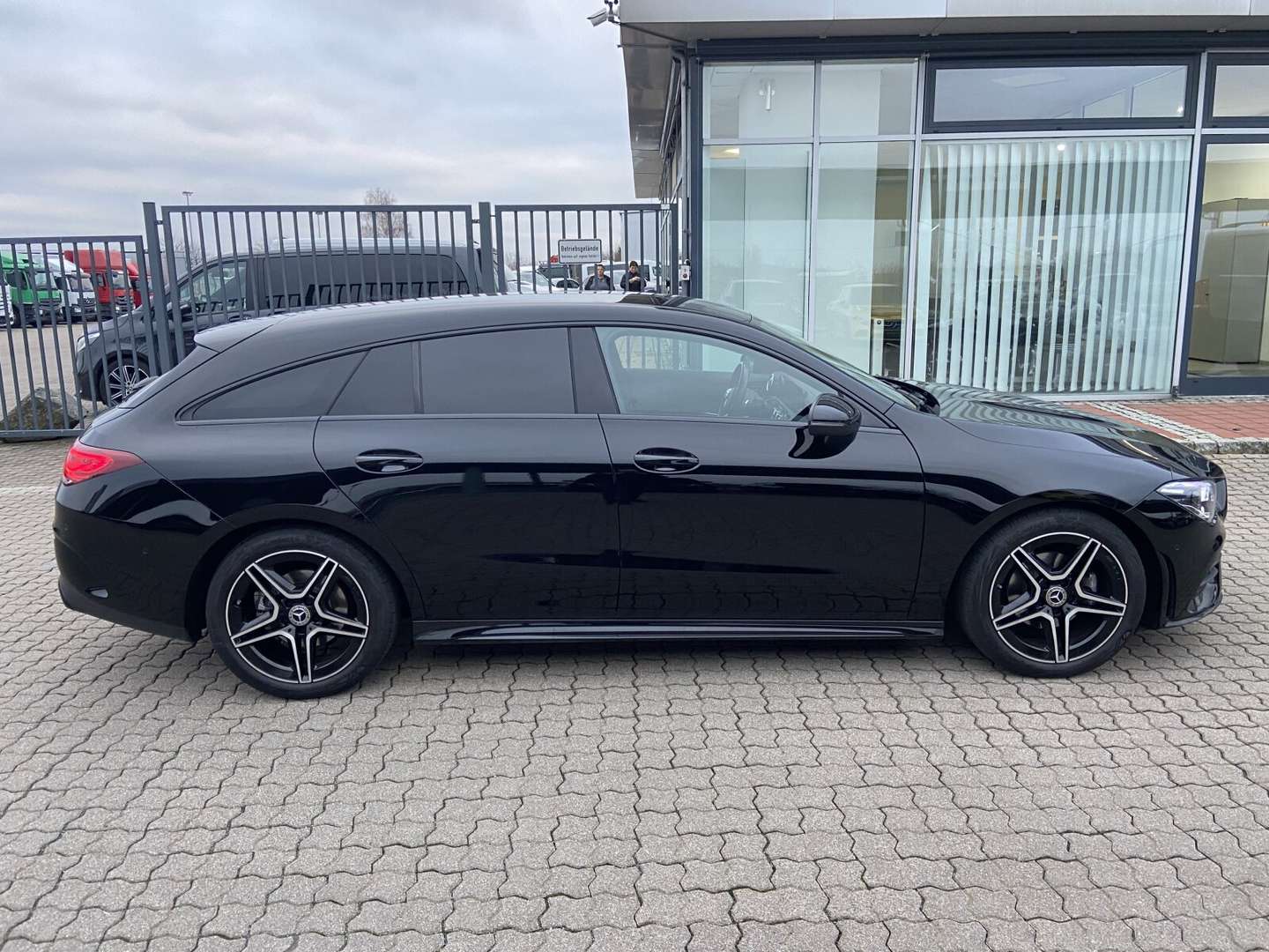 Mercedes CLA Shooting Break 180 Night Edition - 2022 - Joinsteer - #4
