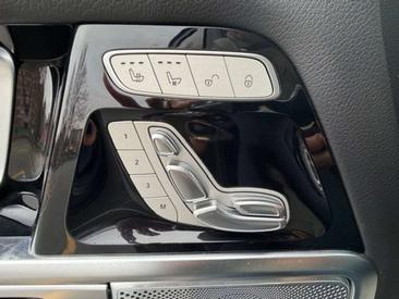 Mercedes GLS 63 AMG Line — photo 15