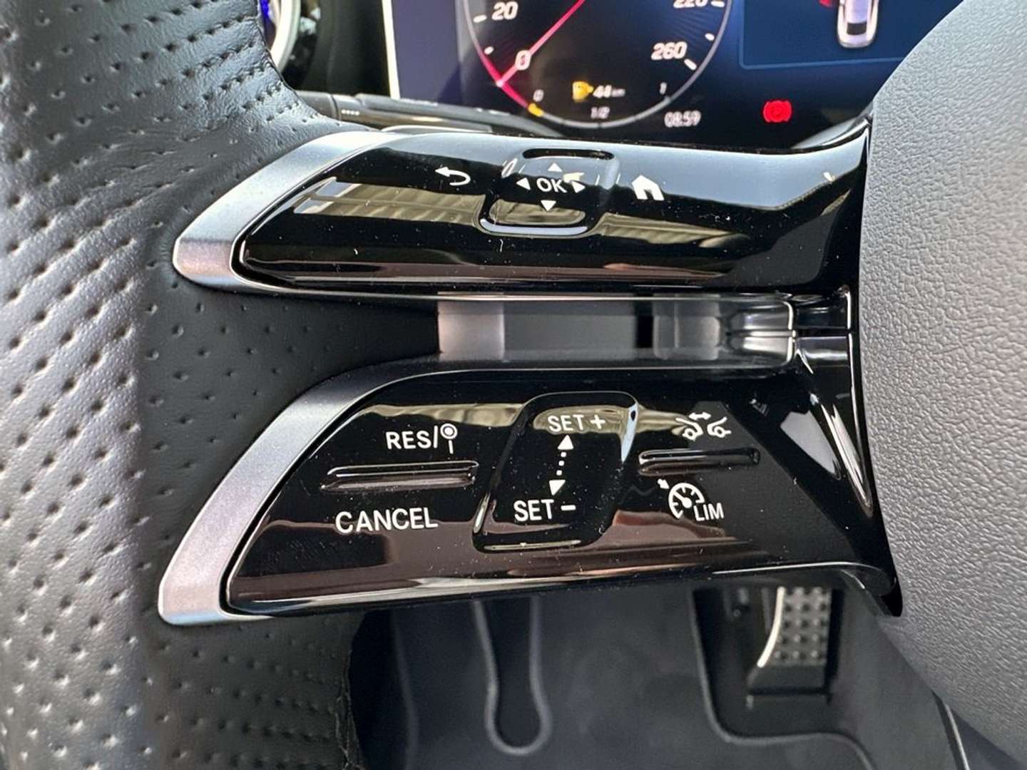 Mercedes CLE Coupé 300 AMG Line - 2024 - Joinsteer - #4