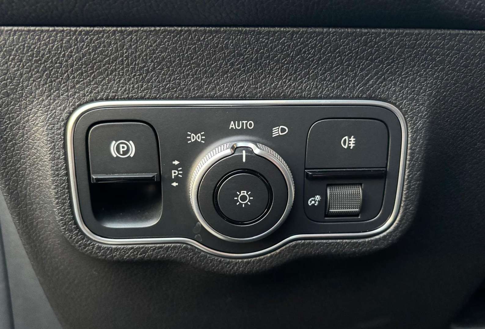 Mercedes EQB 300 Progressive - 2023 - Joinsteer - #28