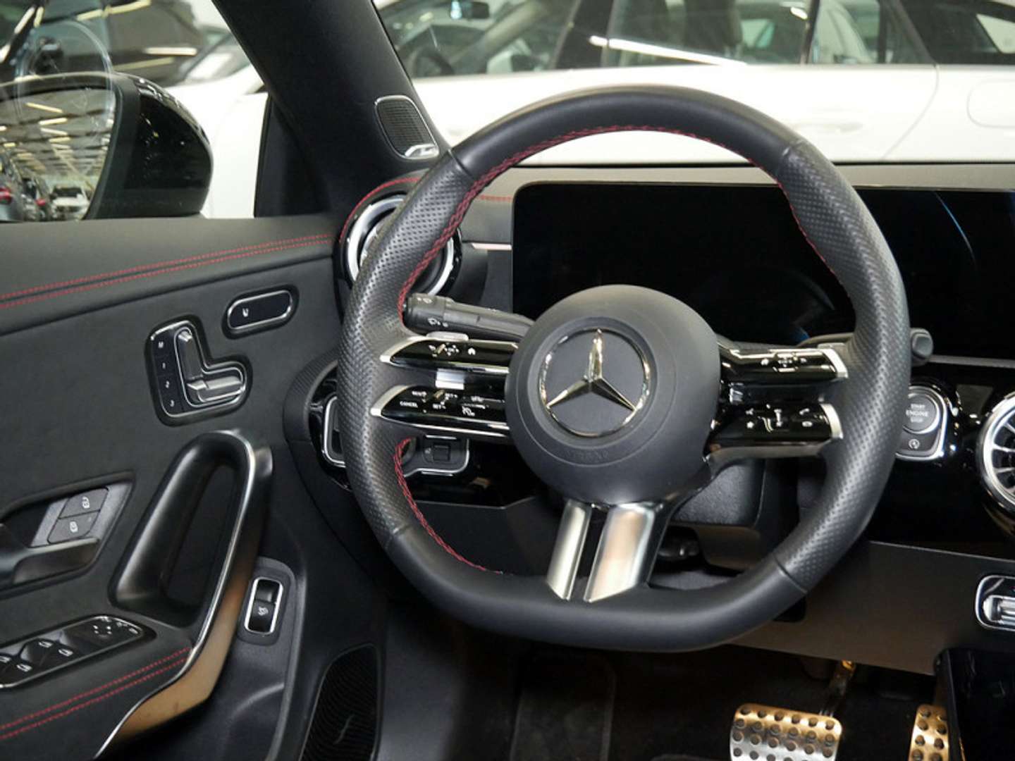 Mercedes CLA 180 Coupé 180 Premium - 2024 - Joinsteer - #9