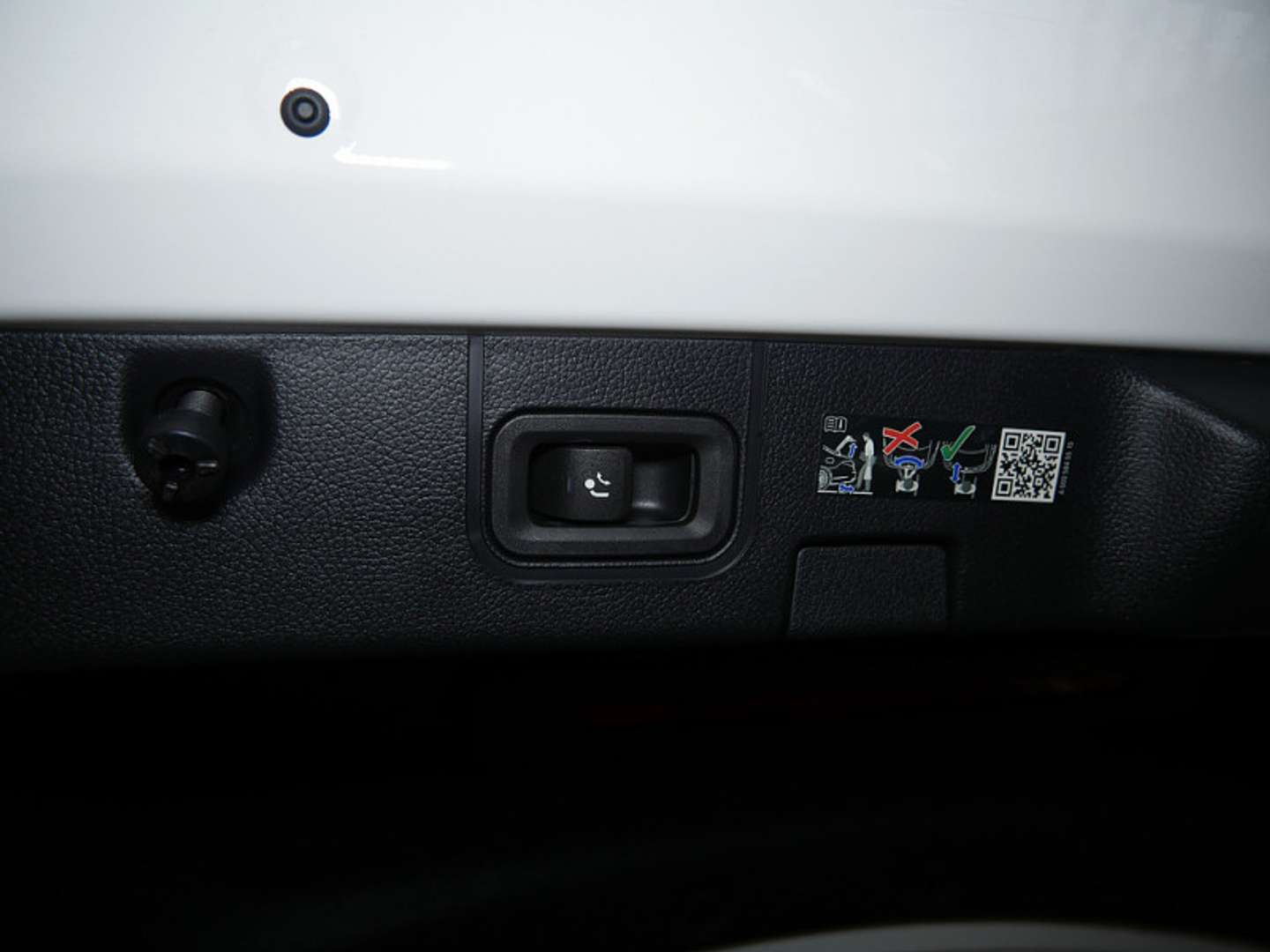 Mercedes CLA 180 Coupé 180 Premium - 2024 - Joinsteer - #14