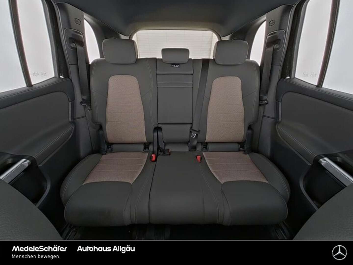 Mercedes EQB 300 Night Edition - 2024 - Joinsteer - #3