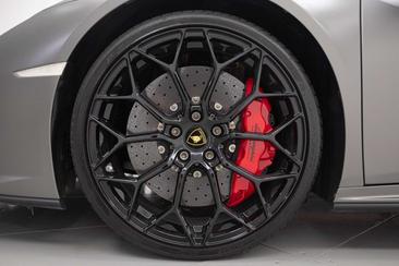 Lamborghini Huracán EVO — photo 6