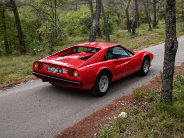 Ferrari 308 GTB — photo 7