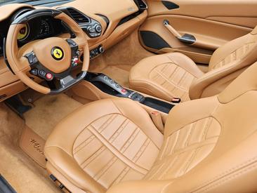 Ferrari 488 Spider — photo 8