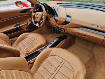 Ferrari 488 Spider — photo 10