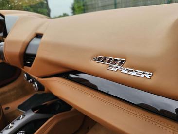 Ferrari 488 Spider — photo 14