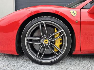 Ferrari 488 Spider — photo 19