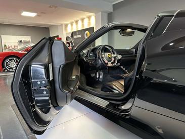 Ferrari 458 Spider — photo 13