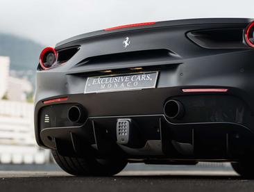 Ferrari 488 GTB — photo 14