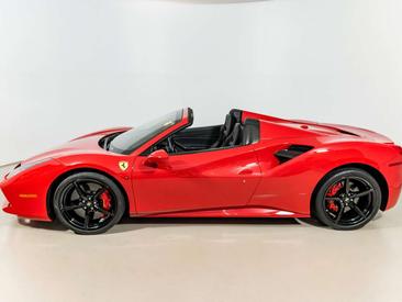 Ferrari 488 Spider — photo 2