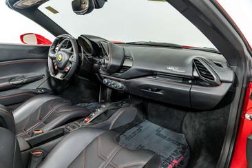 Ferrari 488 Spider — photo 10