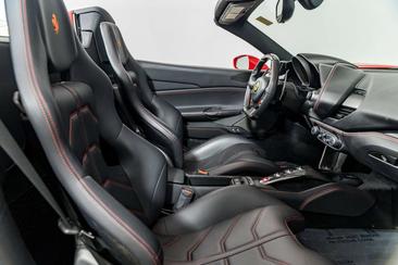 Ferrari 488 Spider — photo 11