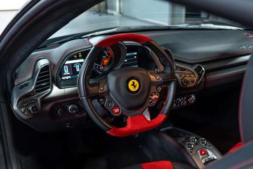 Ferrari 458 Italia — photo 17