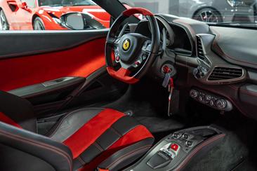 Ferrari 458 Italia — photo 24