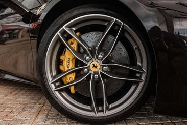 Ferrari 488 GTB — photo 3
