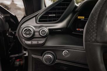Ferrari 488 GTB — photo 14
