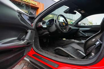 Ferrari SF90 Stradale — photo 4