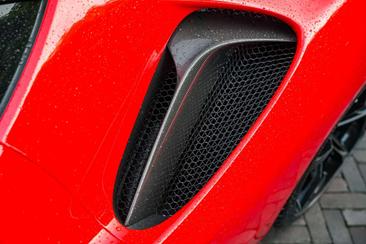 Ferrari SF90 Stradale — photo 31