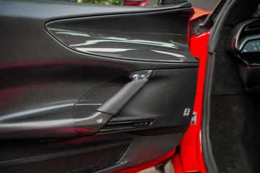 Ferrari SF90 Stradale — photo 32
