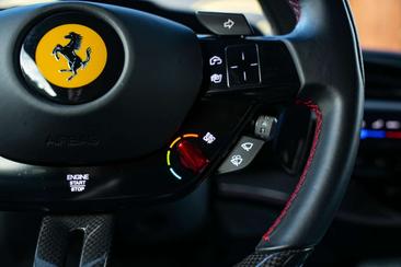 Ferrari SF90 Stradale — photo 41