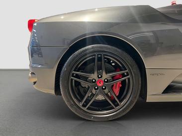Ferrari F430 — photo 18