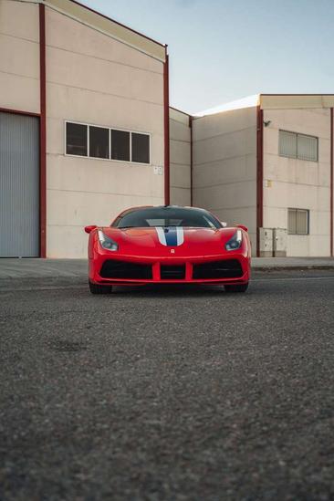 Ferrari 488 GTB — photo 3
