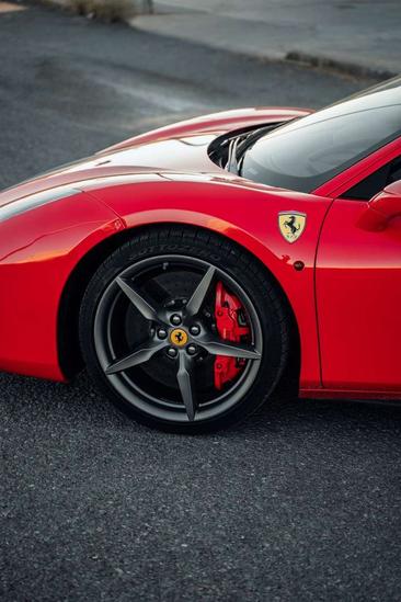 Ferrari 488 GTB — photo 11