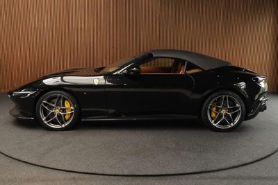 Ferrari Roma Spider