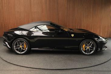 Ferrari Roma Spider — photo 10