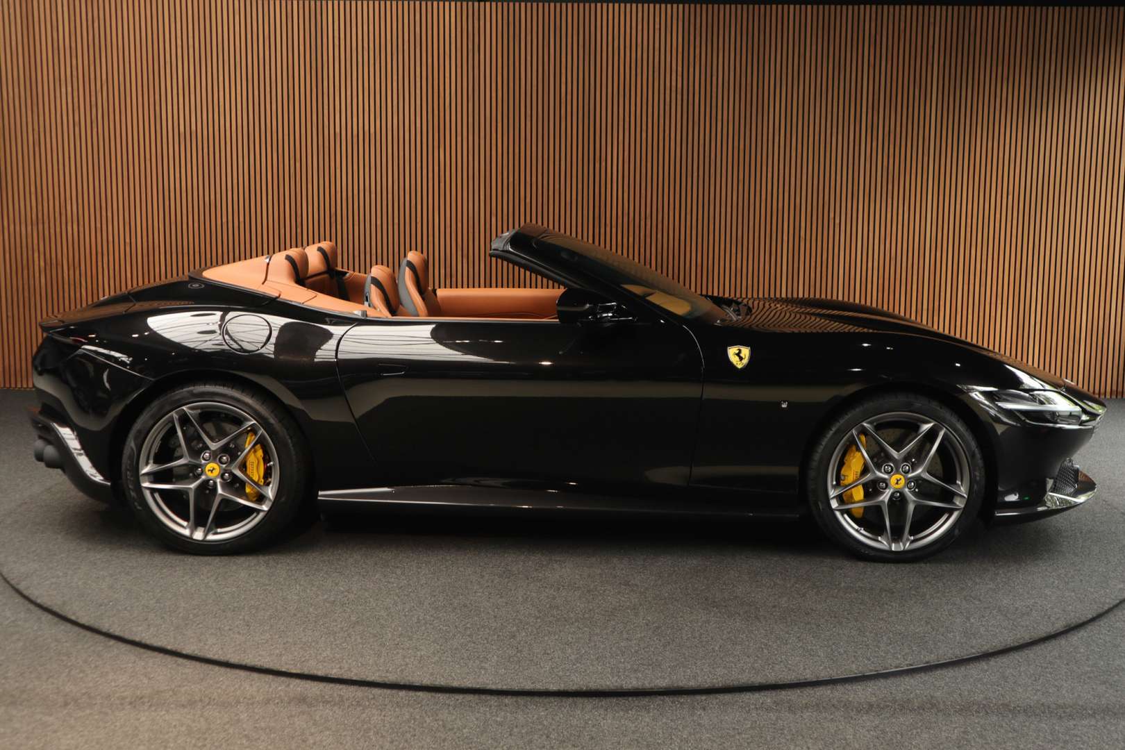 Ferrari Roma Spider - 2025 - Joinsteer - #11
