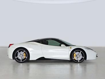 Ferrari 458 Italia — photo 3