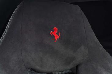Ferrari 812 Competizione — photo 19