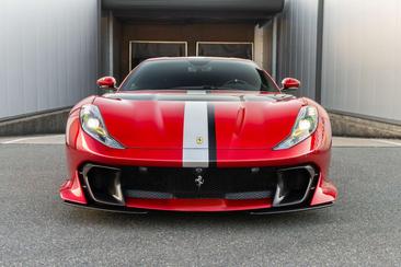 Ferrari 812 Competizione — photo 26
