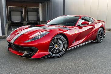 Ferrari 812 Competizione — photo 28
