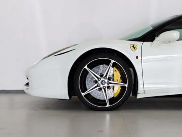 Ferrari 458 Italia — photo 18