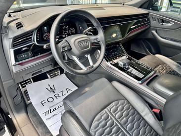 Audi RSQ8 — photo 9