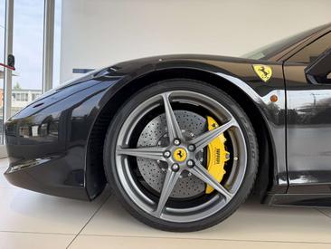 Ferrari 458 Italia — photo 4