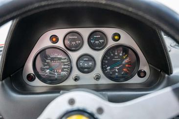Ferrari 308 GTB — photo 24