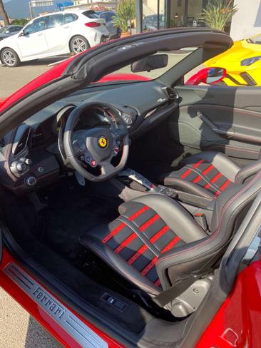 Ferrari 488 Spider — photo 6