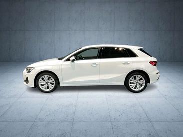 Audi A3 Sportback 40 TFSI E — photo 2