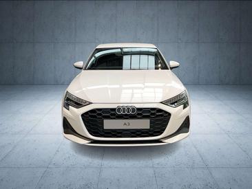 Audi A3 Sportback 40 TFSI E — photo 9