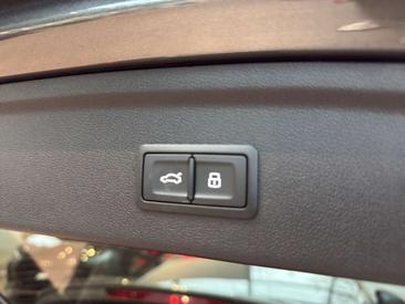 Audi A3 S Line 45 TFSIe — photo 20