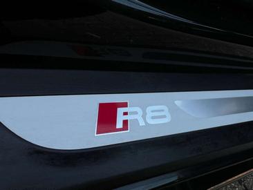 Audi R8 Performance Coupé — photo 22